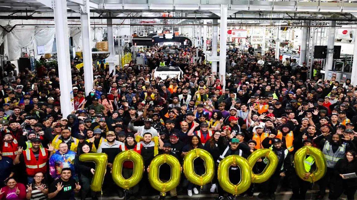 Tesla’dan Bir Dönüm Noktası Daha: 7 Milyonuncu Otomobil Banttan İndi!
