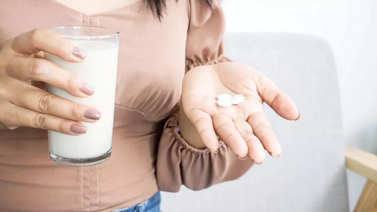 Süt ve Süt Ürünleri ile Antibiyotik Kullanımı Neden Tavsiye Edilmiyor? Kaç Saat Arayla İçmek Gerek?