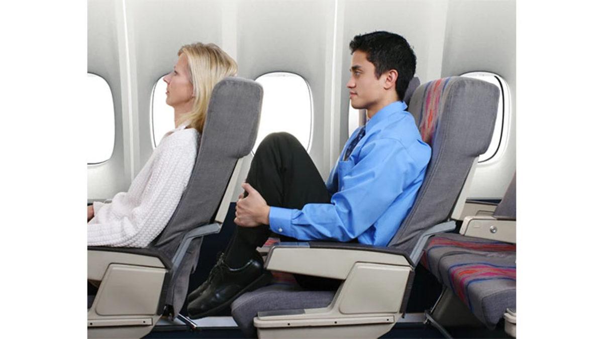 Uçağın Kalkış ve İniş Aşamalarında Koltuğumuzun Neden Dik Pozisyonda Olması Gerektiğini Öğrenince Bir Daha Hiç Yatırmayacaksınız