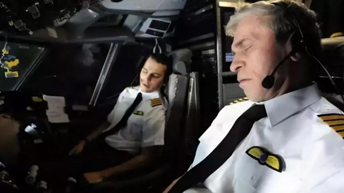 Yeni Fobi Yükleniyor: Uçuş Sırasında Her İki Pilot da Bayılırsa veya Ölürse Neler Olur?