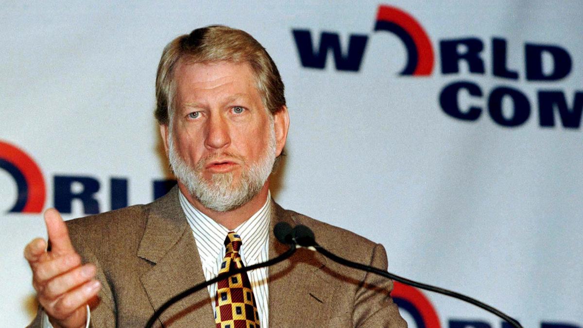 WorldCom İsimli Telekomünikasyon Şirketi 40 Milyar Dolar Fatura Çıkartarak Nasıl Amerika’nın En Büyük Mali Skandalına Sebep Oldu?