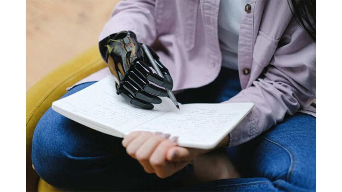 Bildiğiniz Tüm Korkunç Psikolojik Rahatsızlıkları Unutun: Beden Bütünlüğünü Bozma Arzusu Taşıyan 