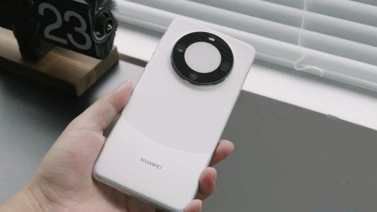 Huawei Mate 70 Serisinin Kamera Özellikleri Ortaya Çıktı (Tanıdık Bir Tasarımla Karşımıza Çıkıyor Diyebiliriz)