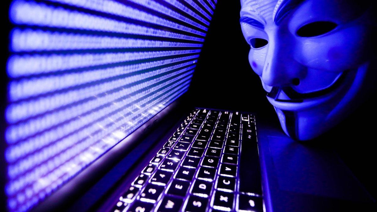 Burger King Neden Bir Ara Twitter Fotoğrafına McDonalds Logosu Koydu? (İşin İçinde Bir Bityeniği Var...)