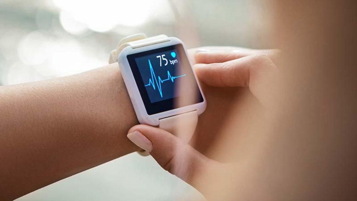 Akıllı Saatler ve Bileklikler, Kalp Atış Hızınızı Nasıl Takip Edebiliyor? İşte Ardındaki Dâhiyane Mekanizma