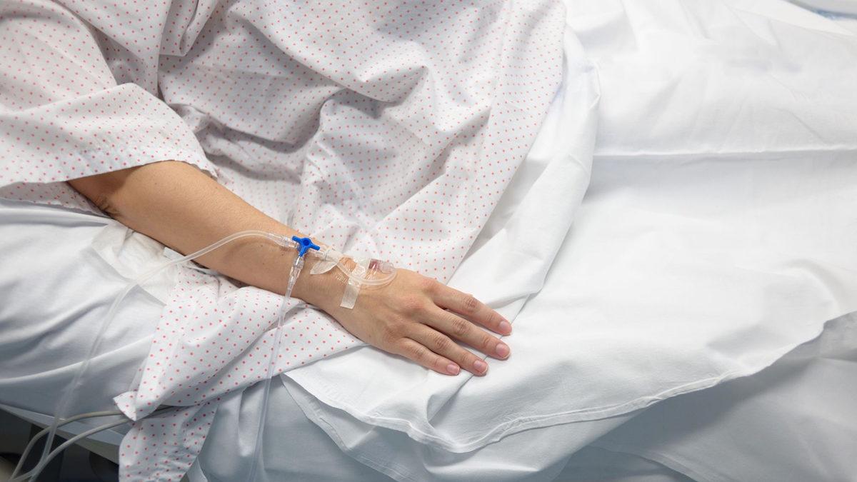 Hastaların Ameliyatlara Neden Ojeyle veya Takma Tırnakla Girmesine İzin Verilmiyor? Ciddi Nedenleri Var!