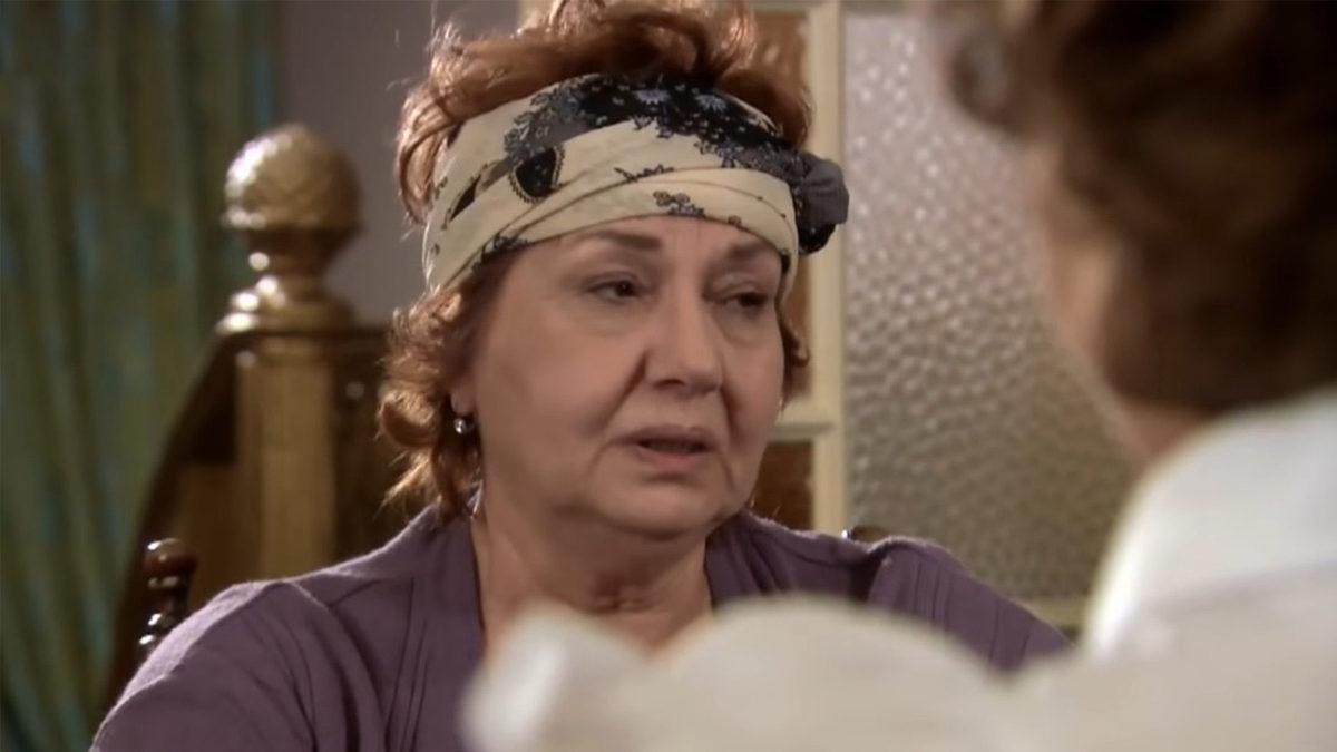 Tülbent veya Bandana Gibi Şeyler Bağlamak Baş Ağrısını Nasıl Oluyor da Azaltıyor?