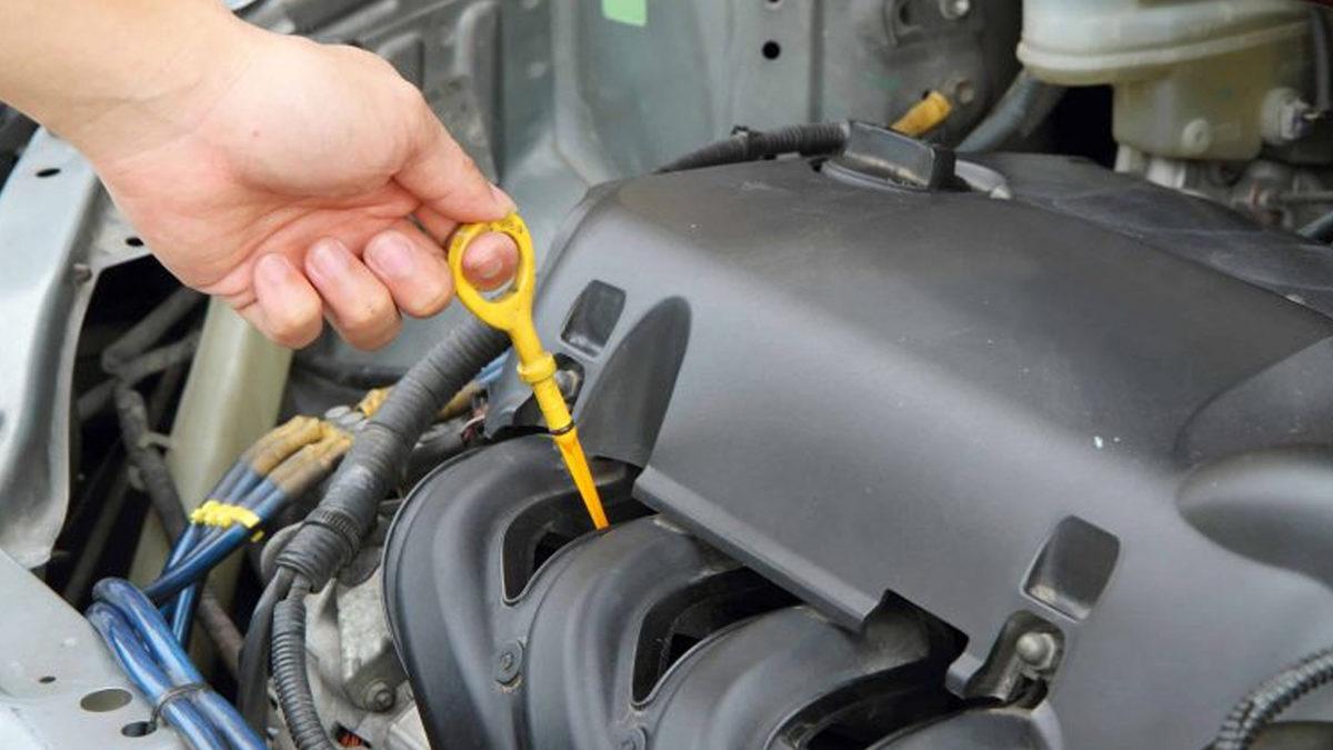 Arabanız Yağ Sızdırıyorsa Olası Nedenlerini ve Alabileceğiniz Gerekli Önlemleri Bilmenizde Fayda Var