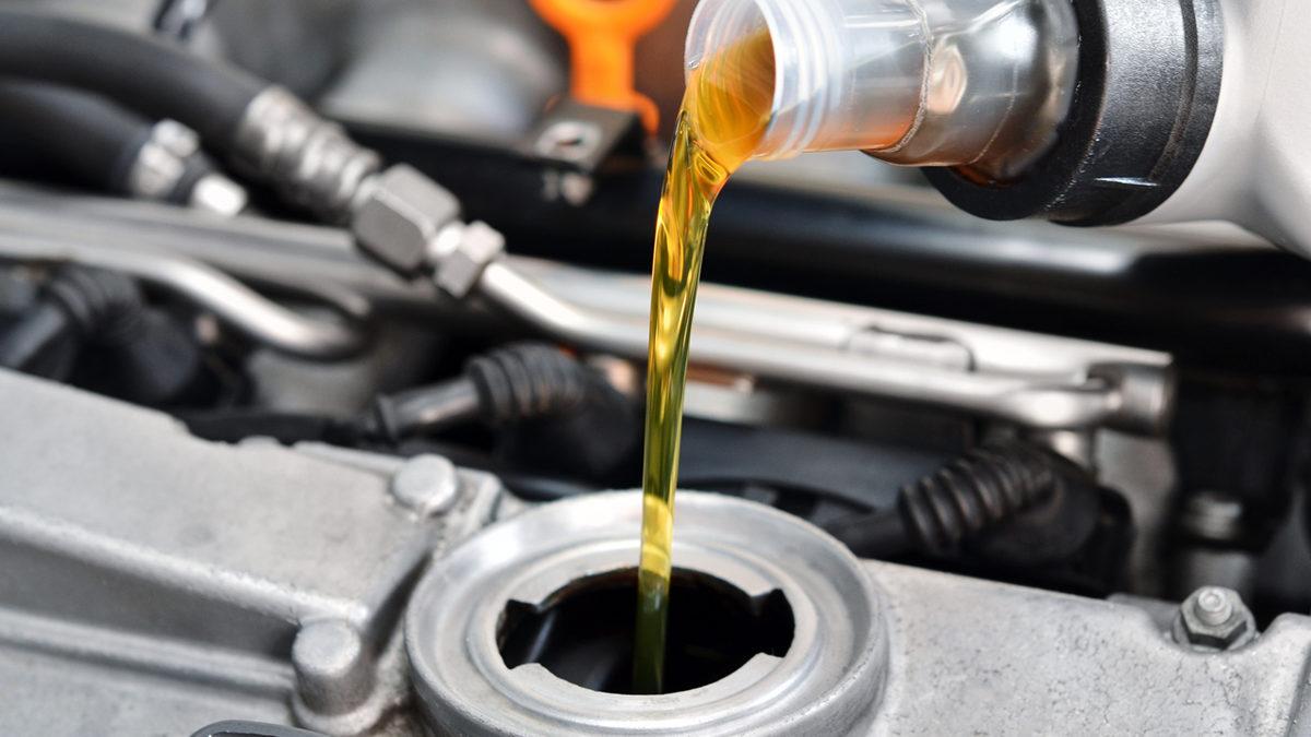 Arabanız Yağ Sızdırıyorsa Olası Nedenlerini ve Alabileceğiniz Gerekli Önlemleri Bilmenizde Fayda Var
