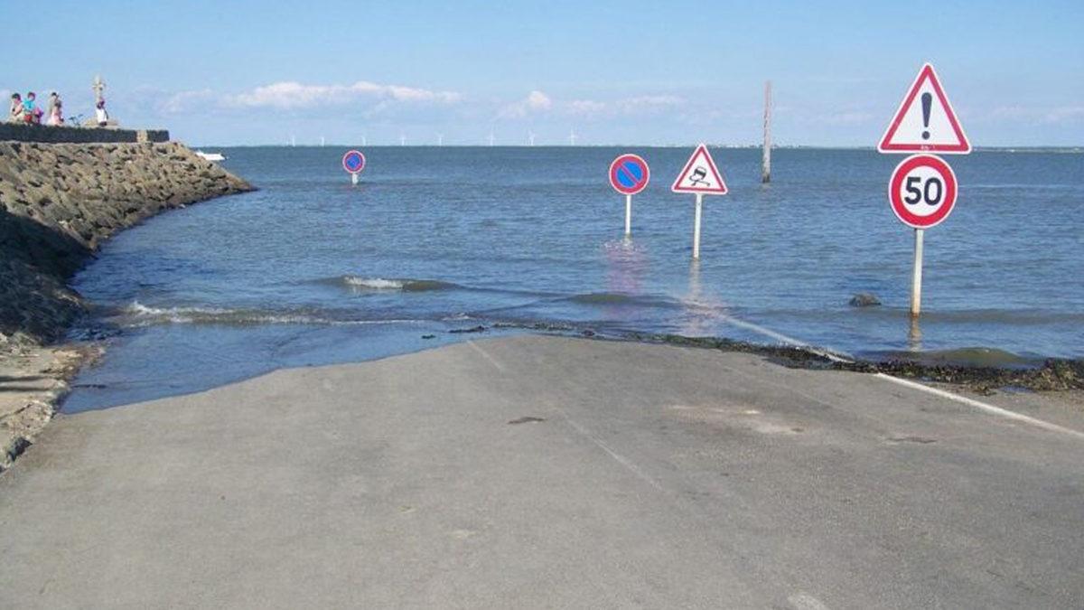 Fransa’nın Vendée Bölgesinde Arabalar Neden Günde 2 Kez Sular Altında Mahsur Kalmak Zorunda?