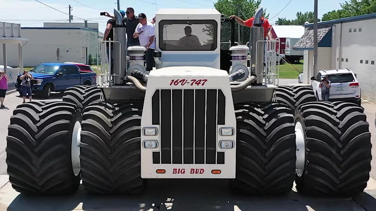 Beygir Gücü Dudak Uçuklatacak: Dünyanın En Büyük ve En Güçlü Traktörü Big Bud 16V-747’nin İnanılmaz Özellikleri