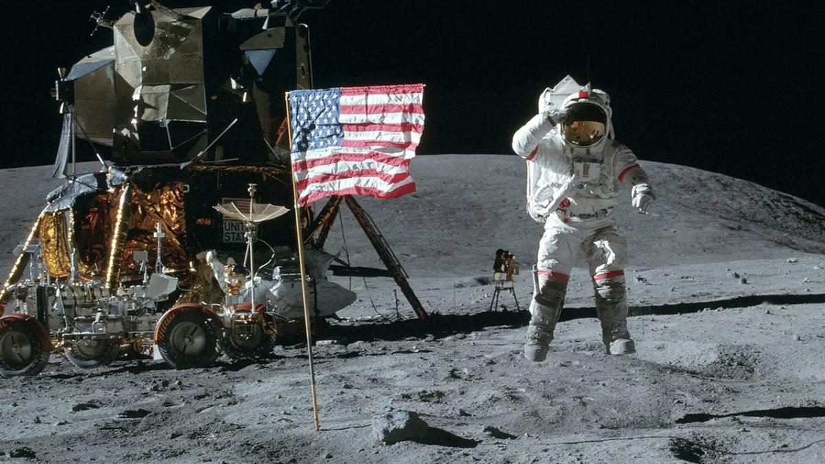 Apollo 11, iPhone’un 2 Milyarda Biri Kadar RAM’le Ay’a Yolculuk Yapmayı Nasıl Başardı?