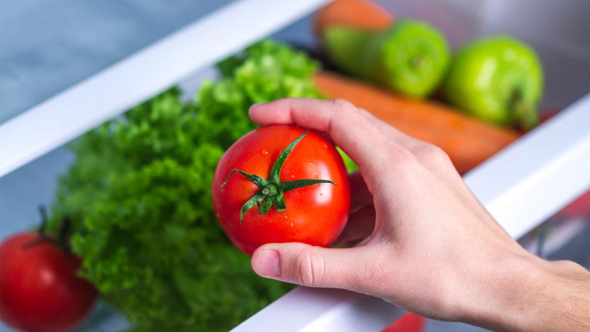 Daha Hızlı Bozulmasını İstemiyorsanız Birlikte Saklamamanız Gereken Meyve ve Sebzeleri Açıklıyoruz