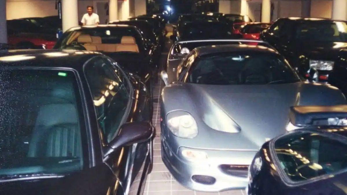 Ferrari’ler, Porsche’ler ve Dahası... 7000 Lüks ve Özel Üretim Araba Neden Brunei’de Göz Göre Göre Çürümeye Bırakıldı?