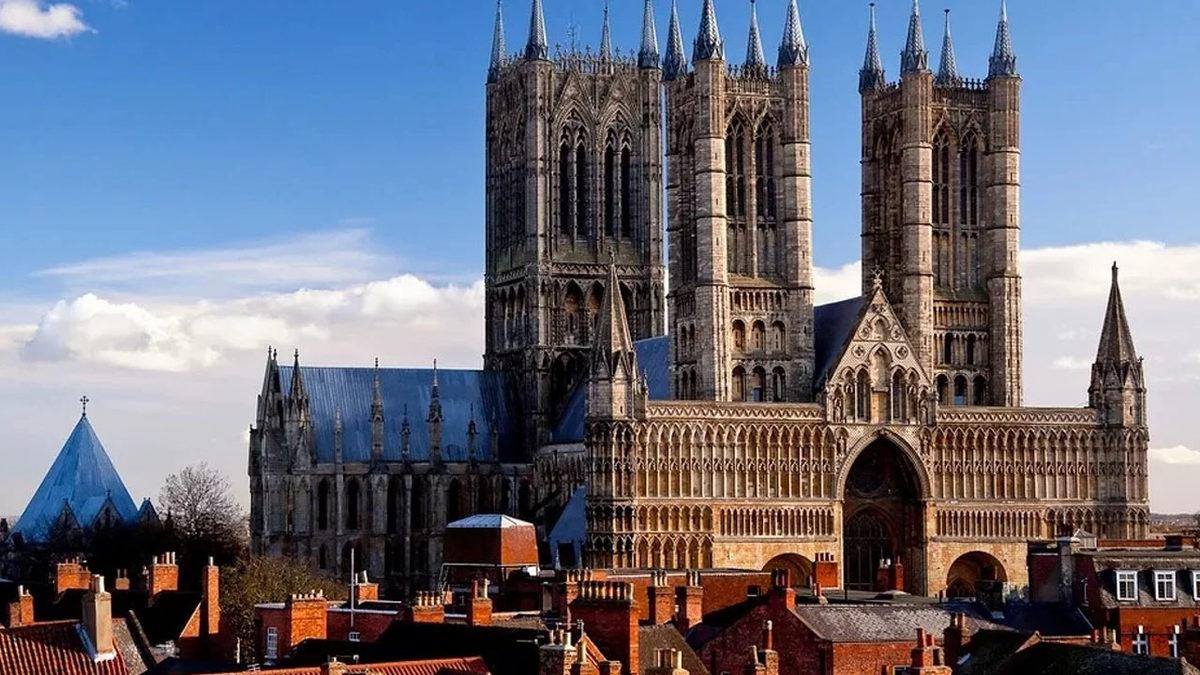 Antik Mısır Piramitlerinden Dubai’nin Burj Khalifa’sına: İşte İnsanlık Tarihinin Gördüğü En Yüksek Binalar!