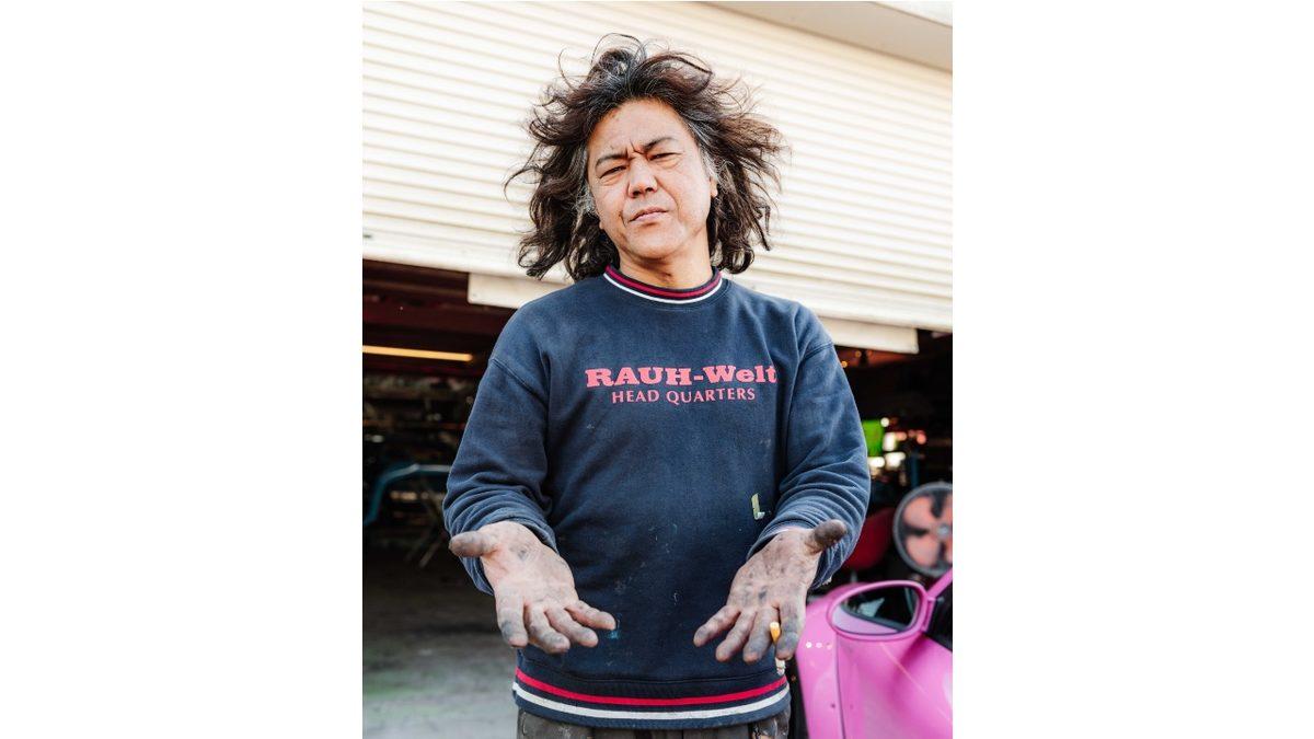 Dünyayı Dolaşıp Porsche’leri İnanılmaz Şekillerde Modifiye Eden Adam: Kendi Şirketini Bile Kurmuş!