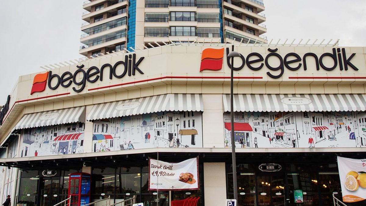 Almanların Elinden Alınan Real Hipermarketler Nasıl Sansasyonel Bir İflasın Parçası Oldu?