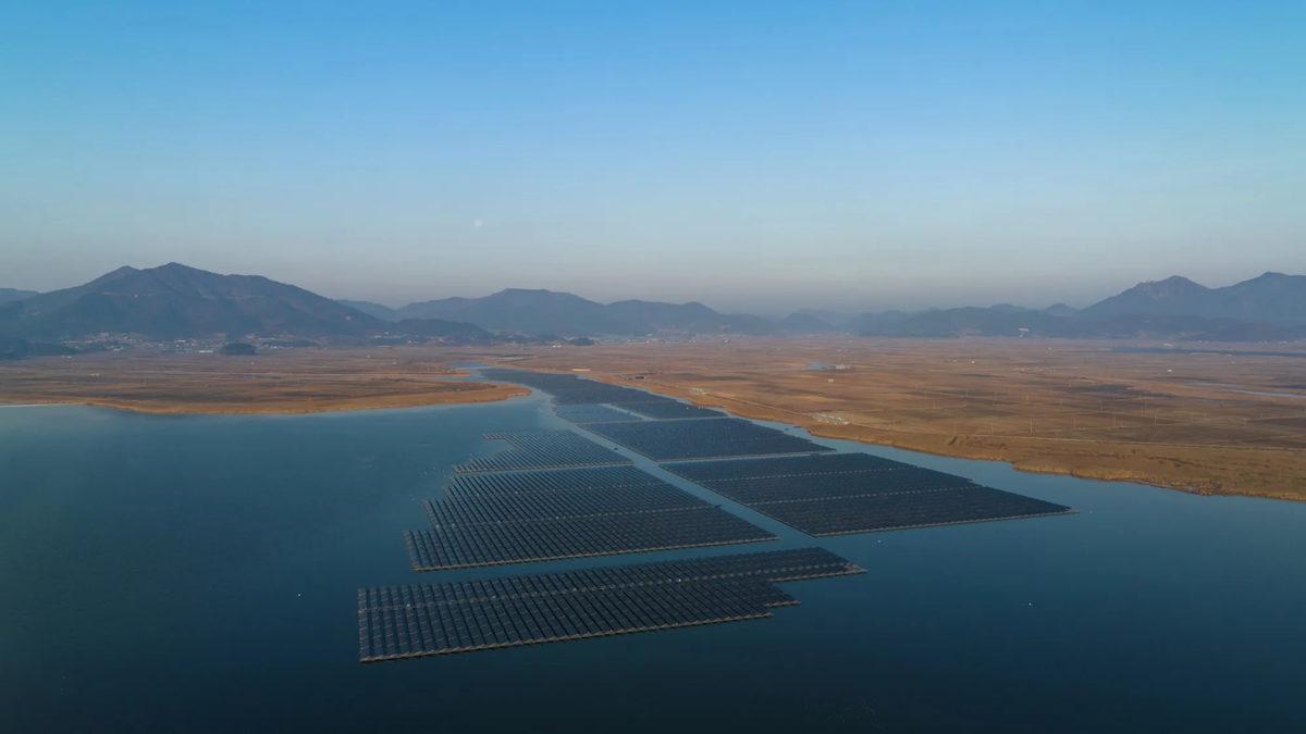 Çin, Dünyanın En Büyük Açık Deniz Güneş Enerjisi Santralini Açtı