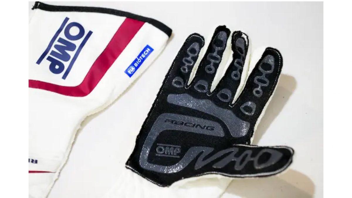 F1 Pilotlarının Eldivenlerindeki Bu Sensörler Ne İşe Yarıyor? Önceden Olsaydı Pek Çok Kaza Önlenebilirdi...