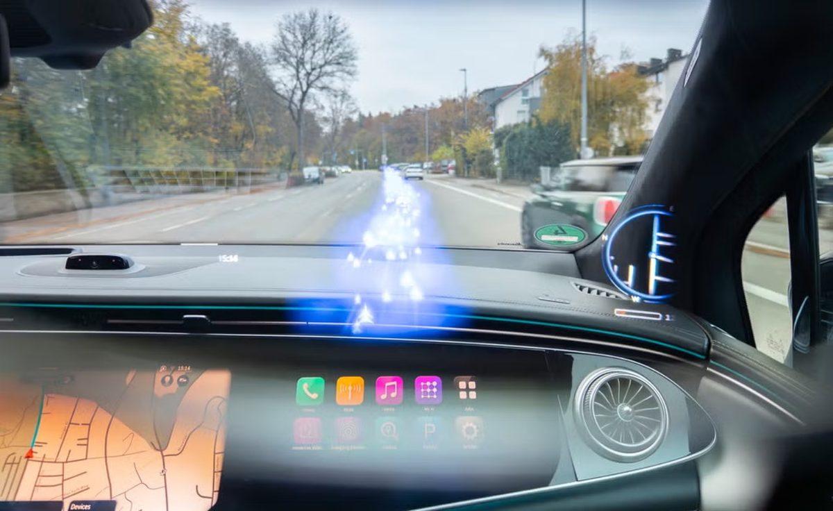 Mercedes-Benz’in Ar-Ge’ye Harcadığı İnanılmaz Para Miktarı Açıklandı (Her Şey Siz Bedavaya İşe Gidebilin Diye)