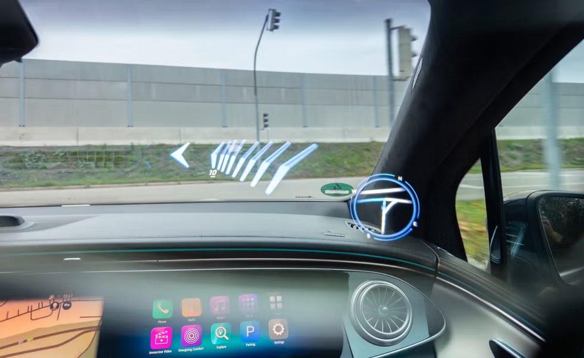 Mercedes-Benz’in Ar-Ge’ye Harcadığı İnanılmaz Para Miktarı Açıklandı (Her Şey Siz Bedavaya İşe Gidebilin Diye)