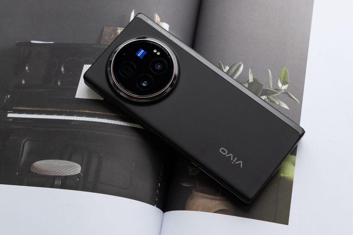 vivo’nun Yeni Katlanabilir Telefonu X Fold4’ü Ertelediği Öne Sürüldü: Bir Modeli de İptal Etmiş Olabilir!