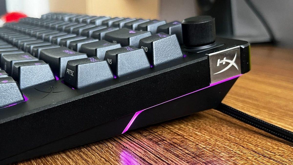 Baştan Aşağı Özelleştirilebilir Mekanik Oyuncu Klavyesi: HyperX Alloy Rise 75 İncelemesi