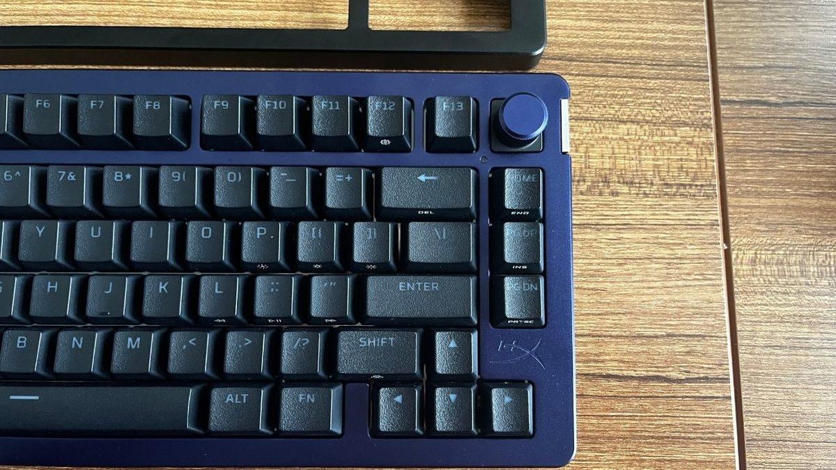 Baştan Aşağı Özelleştirilebilir Mekanik Oyuncu Klavyesi: HyperX Alloy Rise 75 İncelemesi