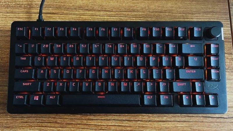 Baştan Aşağı Özelleştirilebilir Mekanik Oyuncu Klavyesi: HyperX Alloy Rise 75 İncelemesi