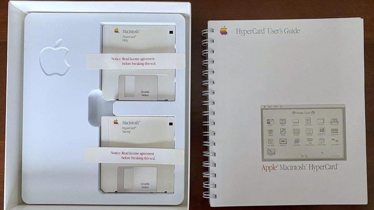 İlk Web Tarayıcısı Olabilirdi: Geleceği Gören Ama Kendi Çağını Geçemeyen Bir Teknoloji Apple HyperCard’ı Anlattık
