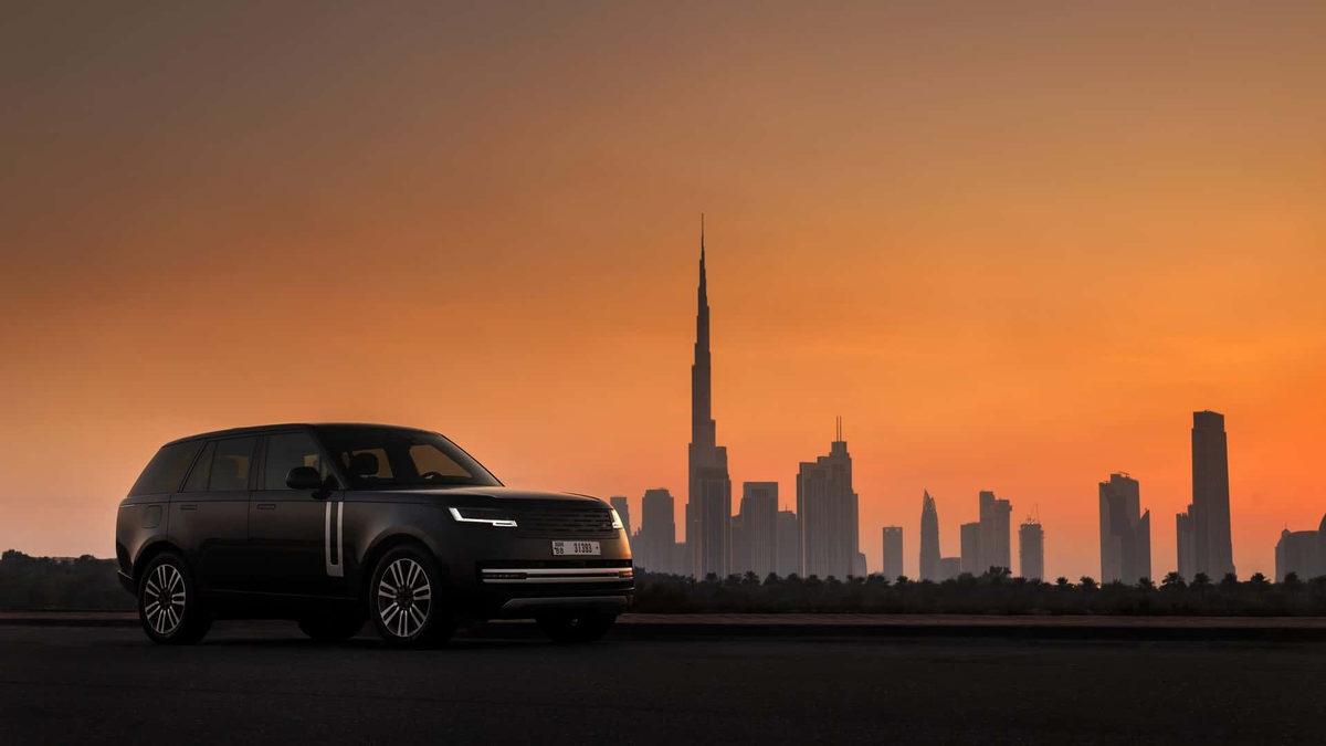2025’te Yollarda Olacak İlk Elektrikli Range Rover’dan Yeni Fotoğraflar Paylaşıldı