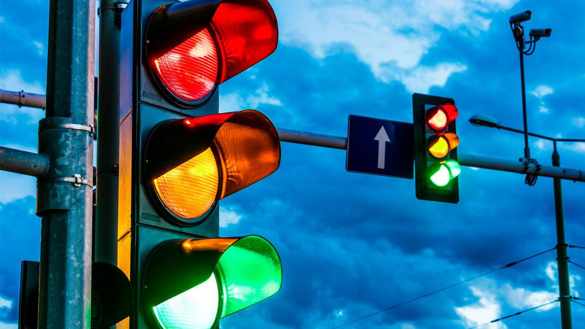 Harbiden Ya! Trafik Lambaları Neden Hep Yuvarlak da Kare veya Dikdörtgen Değil?