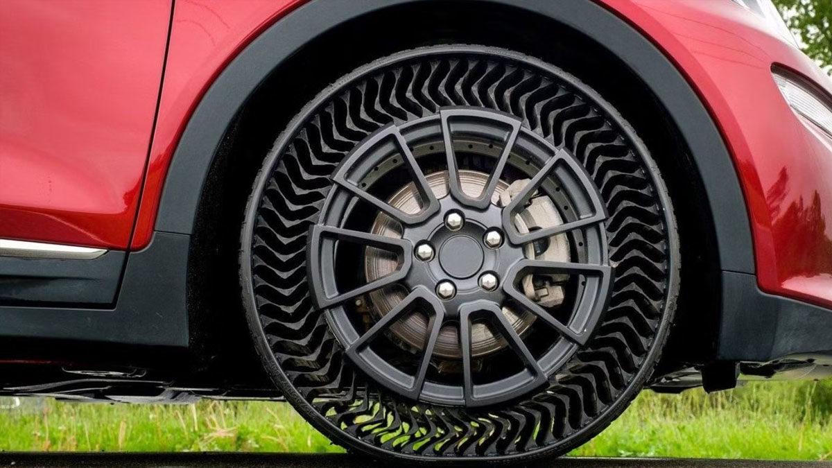 Üstün Mühendisliğiyle Dikkat Çeken Havasız Araç Lastikleri Sektörü Kökünden Değiştirebilir (İyi de Nasıl?)