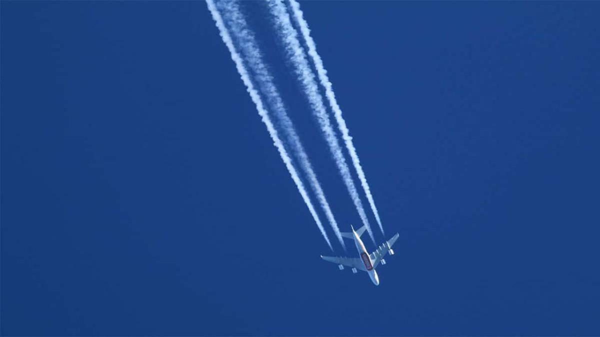 Bir Uçak En Fazla Kaç Metre Yüksekliğe Ulaşabilir? (Kemerlerinizi Daha Sıkı Bağlamak İsteyebilirsiniz!)