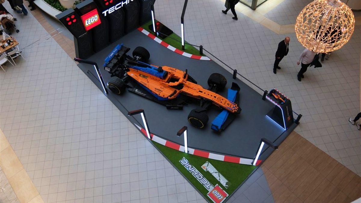 Gerçek Yarış Arabası Boyutundaki LEGO Technic McLaren Formula 1, Türkiye’ye Geldi