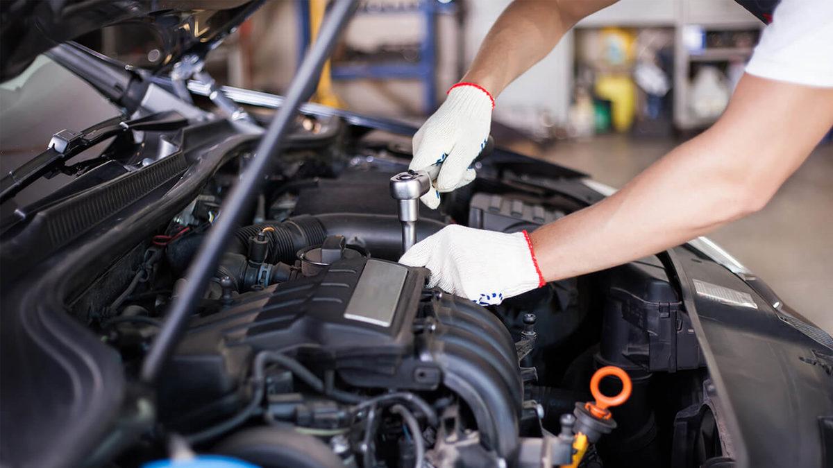 Elektrikli ve Geleneksel Araçlar Düellosu: Hangisinin Bakımı Daha Kolay ve Zahmetsiz?