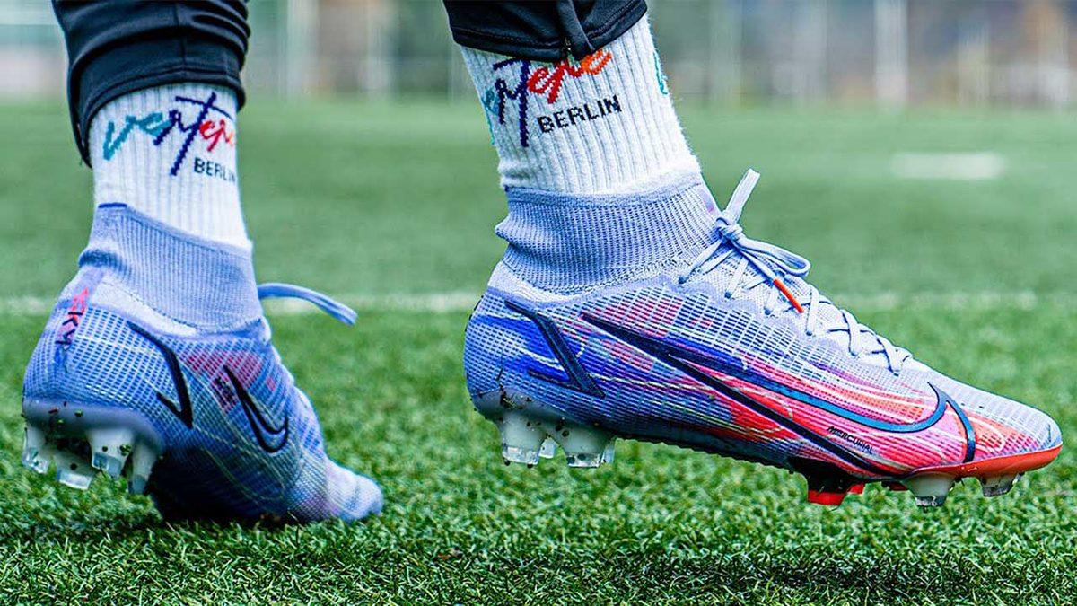 Futbolcuların Kramponlarında Kullanılan Hayran Duyulası Teknolojiler