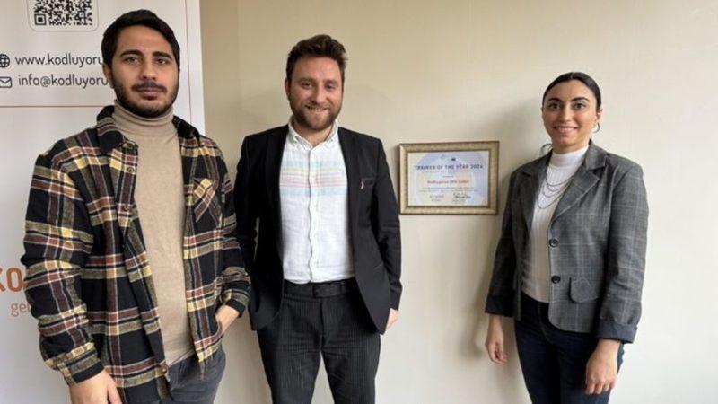 Avrupa’nın Genç Kodlama Hareketi: ’Derin Teknoloji Eğitmeni’ Hedefinde 1 Milyon Kişi!