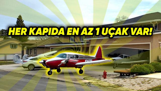 Amerika’daki Bu Mahallede Neden Herkesin Evinin Önünde Bir Uçak Var? Alışverişe Bile Uçakla Gidiyorlar!