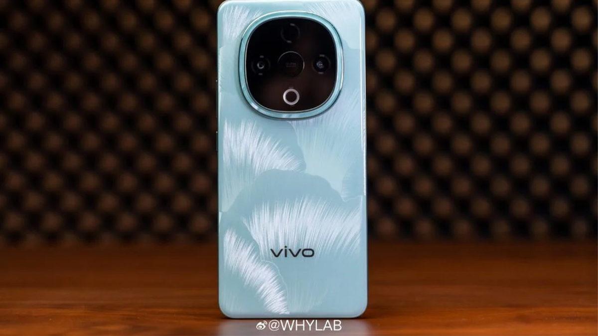 vivo’nun 3 Hoparlörlü Telefonu Y300, Lansmana Günler Kala İfşa Oldu: İşte Özellikleri ve Tahminî Fiyatı