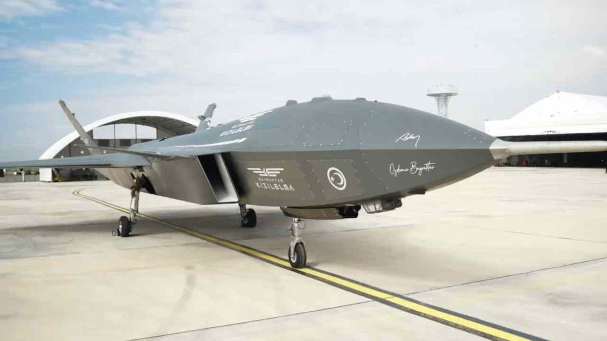 İnsansız Savaş Uçağı Bayraktar KIZILELMA, Asker Gibi “Konuşarak” Komut Alacak!