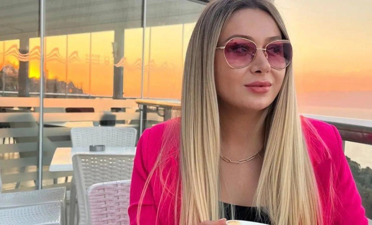 Sosyal Medya Fenomeni Neşe Özkan, Geçirdiği Estetik Operasyonu Sonrasında Hayatını Kaybetti