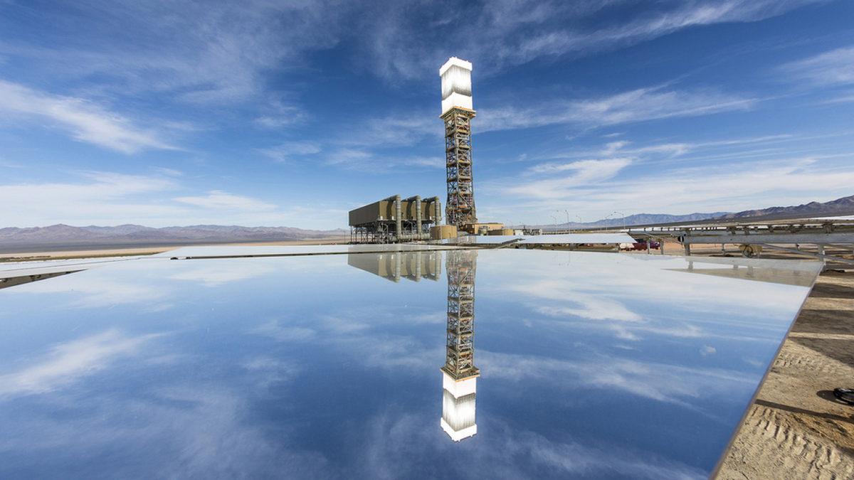 Google’ın da Ortağı Olduğu Dünyanın En Büyük Güneş Termik Santrali Neden Eleştirilerin Odağı?