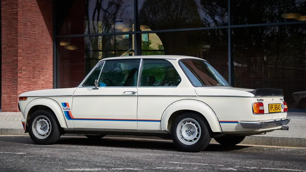 Tasarımından Mekaniğine: BMW 2002 Turbo’nun Okudukça Hayranlık Uyandıracak Özellikleri