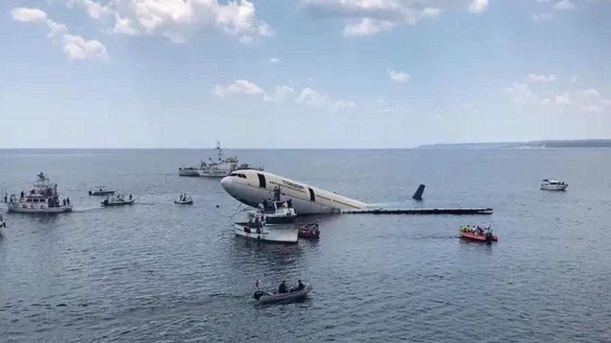 Bazı Uçakları Neden İşleri Bittiğinde Denize Batırıyorlar? Türkiye’de de Bir Örneği Var!