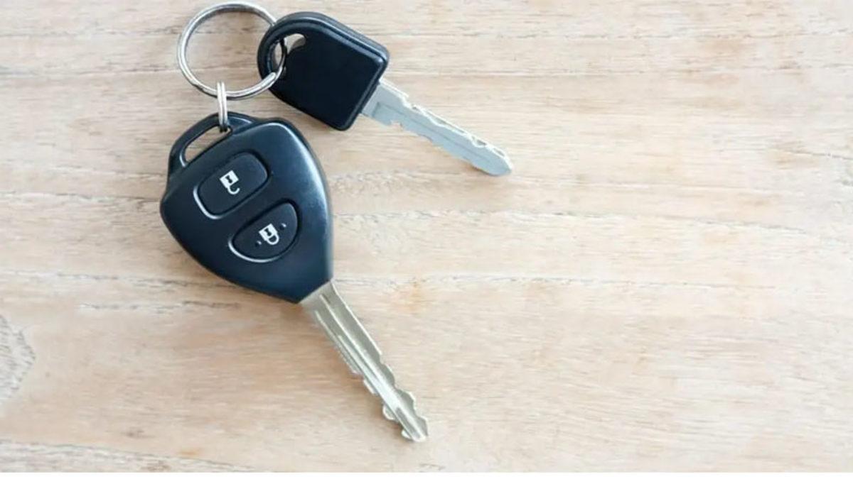 Araba Anahtarını Cebimizde Unutup Çamaşır Makinesine Atarsak, Yıkanan Anahtar Hâlâ Çalışır Durumda Olur mu?
