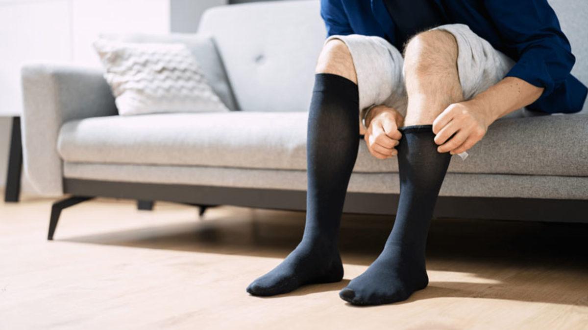 Ameliyat Sonrasında Neden Herkese Varisi Yoksa Bile ‘Varis Çorabı’ Giydiriliyor?