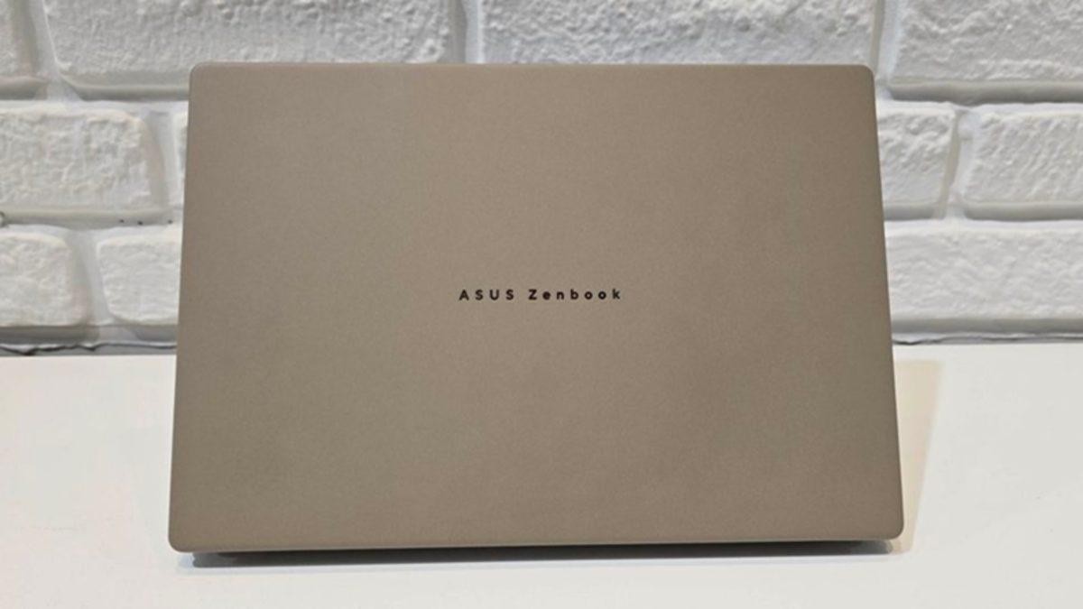 MacBook Air’e Yeni Rakip: ASUS Dünyanın En Hafif Dizüstü Bilgisayarı Zenbook A14’ü Tanıttı!