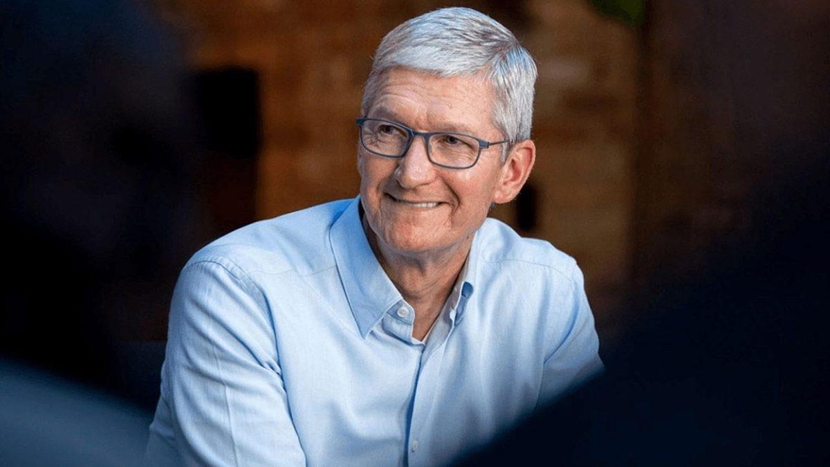 Apple Pek de İyi Bir Yıl Geçiremese de Tim Cook Maaşına Zam Yaptı: Yeni Maaşı Ne Kadar Oldu?