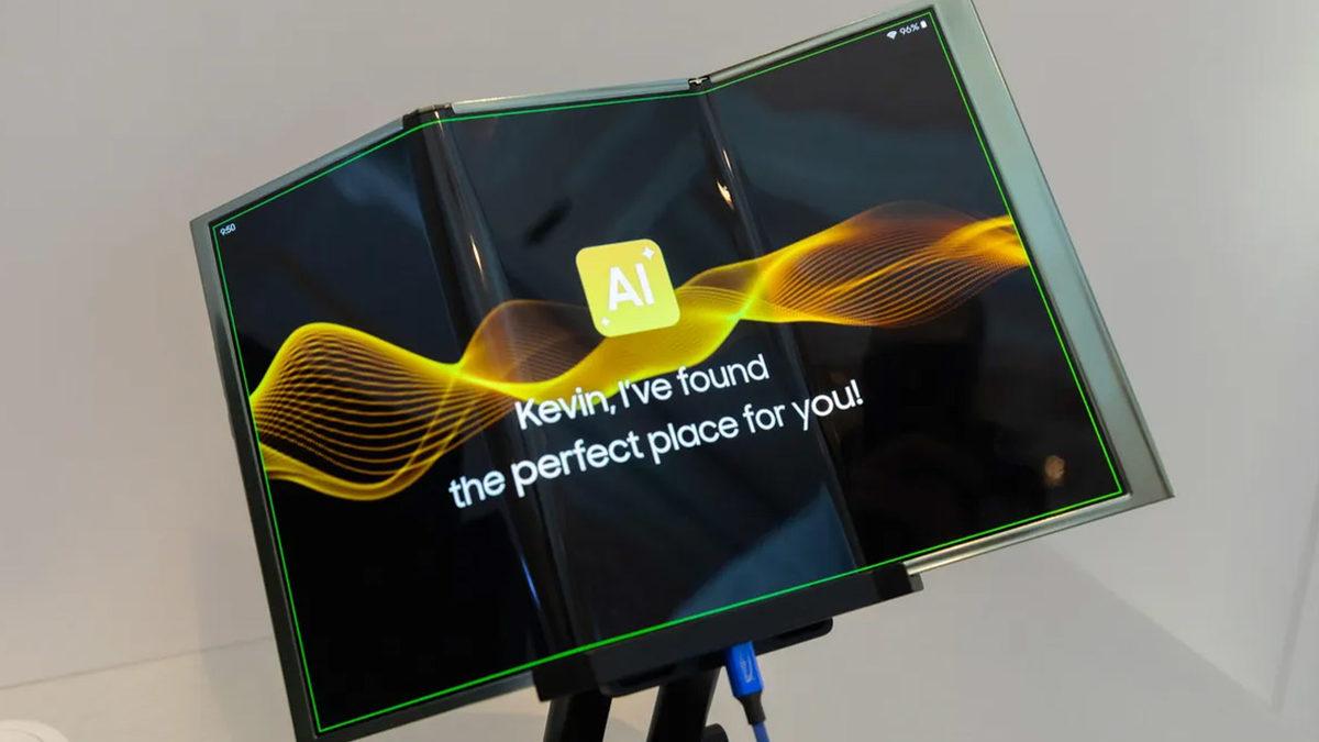 Samsung, Gelecekte Piyasaya Süreceği Telefonların Tasarımlarını Paylaştı: Üçe Katlanan da Var Lastik Gibi Uzayan da...